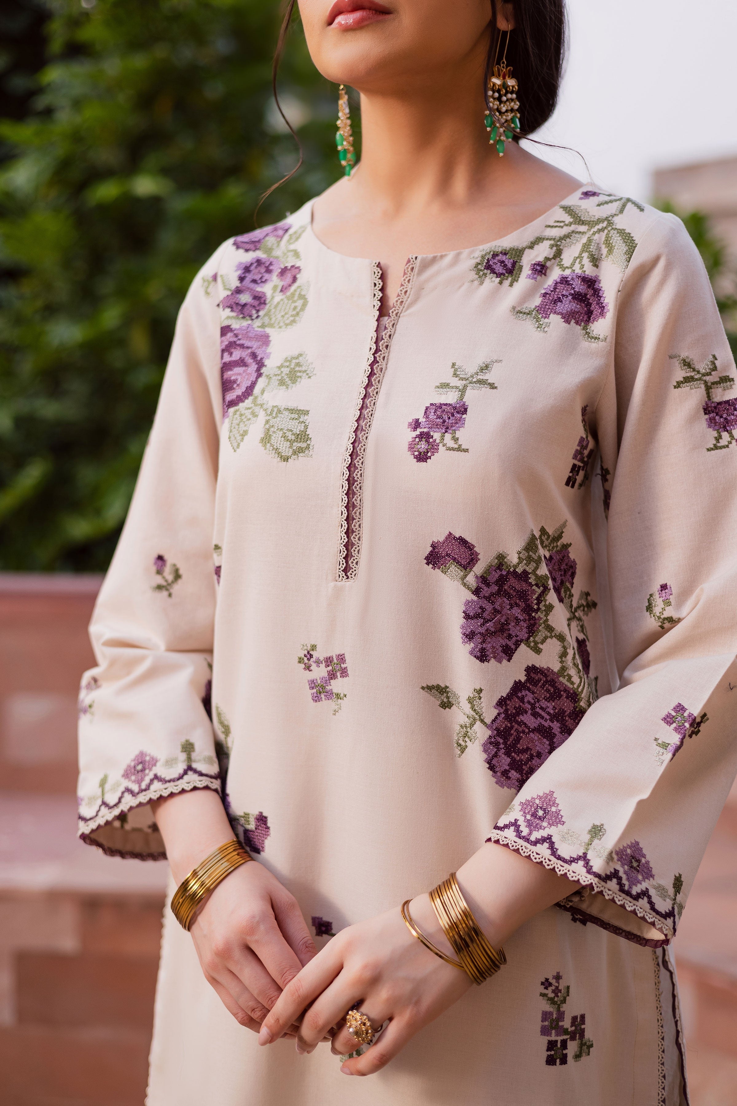 NEW ARRIVAL-PURPLE NATE 2PC EMBROIDERED PRET